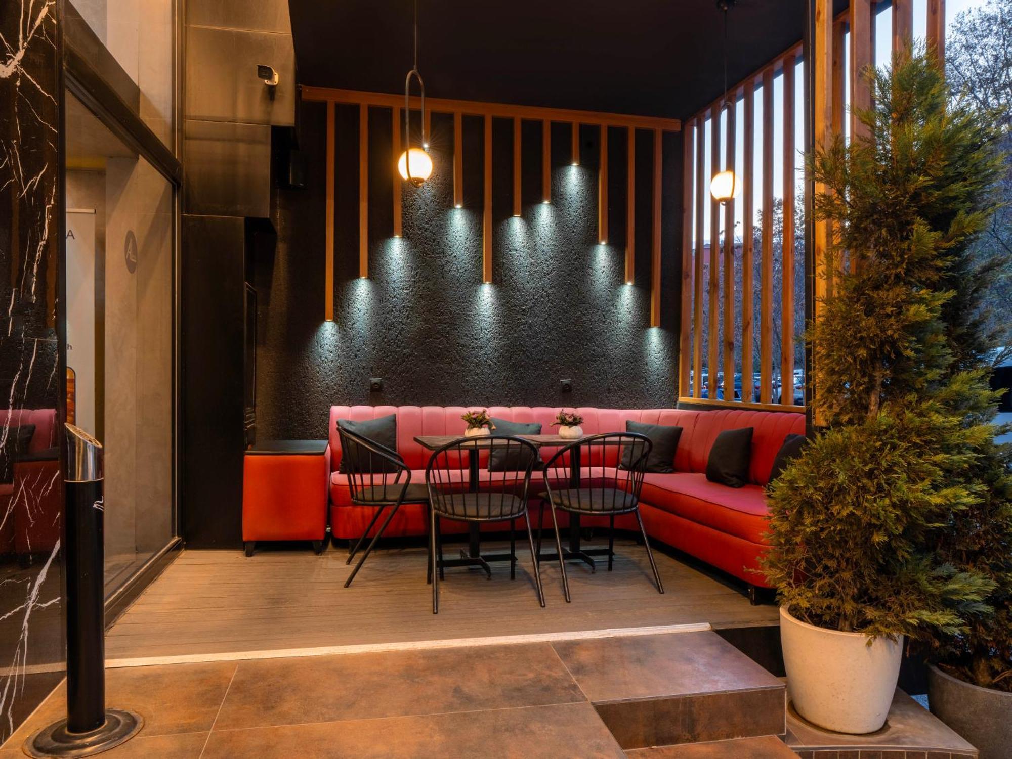 Actuel Lıfe Couette-café 4*
