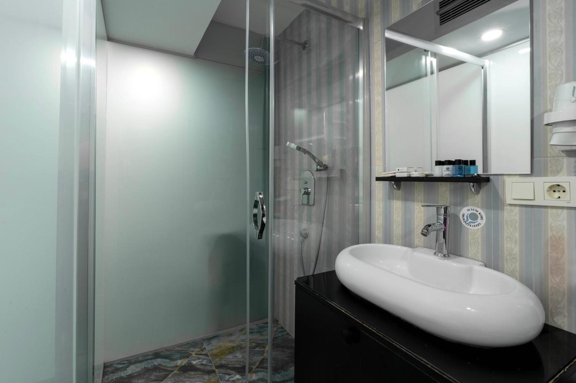 Actuel Lıfe Couette-café 4*